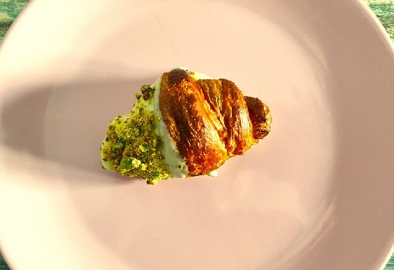 Croissancito Relleno de Pistachos