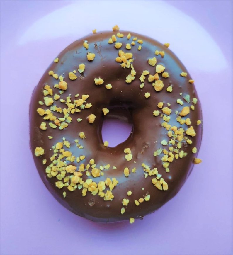 donut-crocanti-desayuno-a-domicilio.jpg