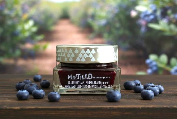 frasco-de-mermelada-de-arandanos-desayuno-a-domicilio.jpeg