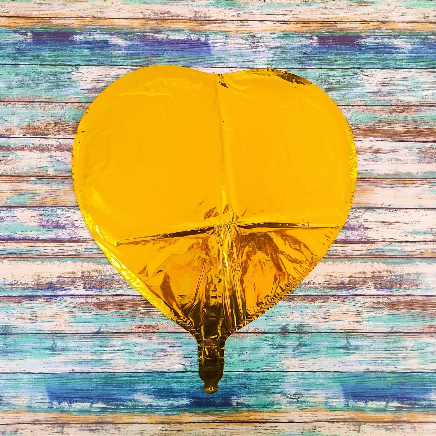Globo Corazón Dorado sin Inflar