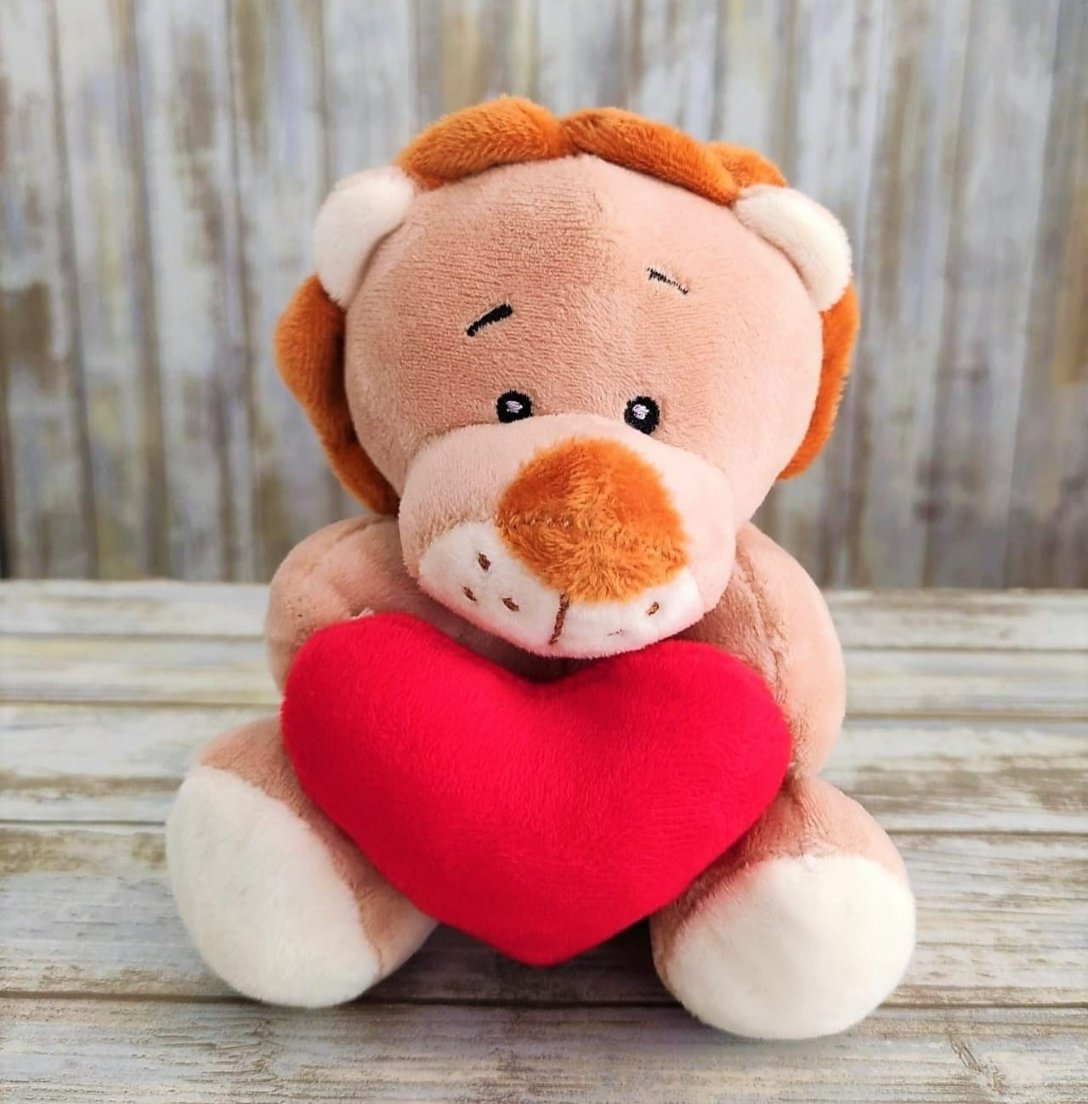 leoncito-de-peluche-con-corazon-regalo-original.jpg