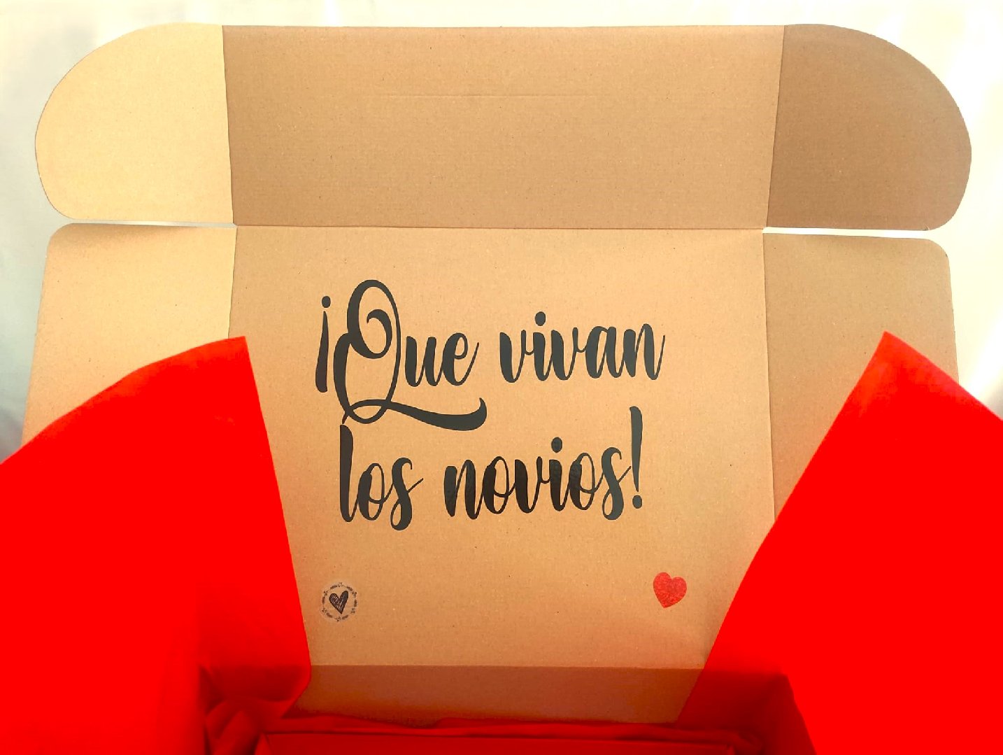 mensaje-viva-los-novios-desayunos-a-domicilio.jpeg